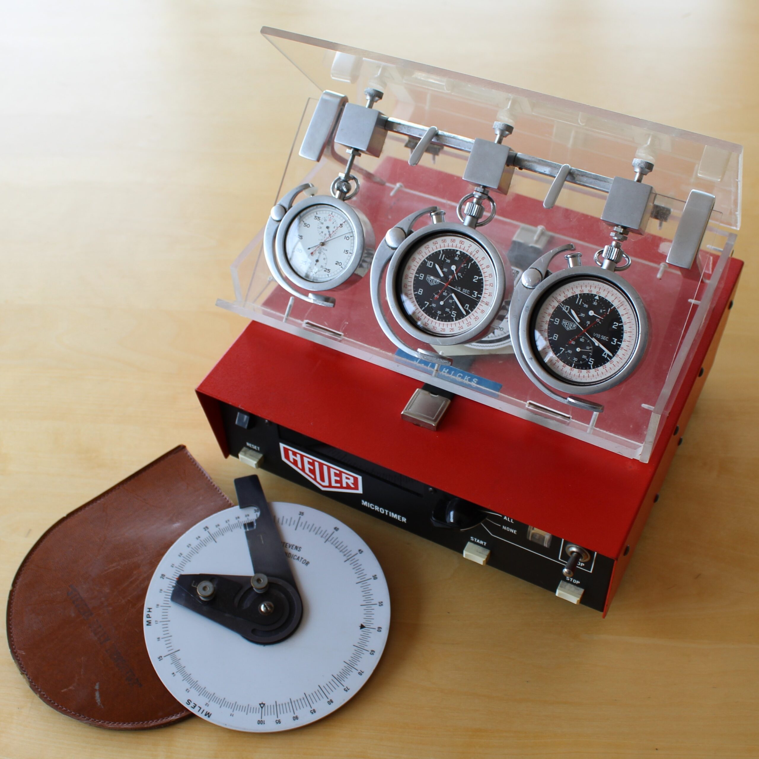 Heuer dash